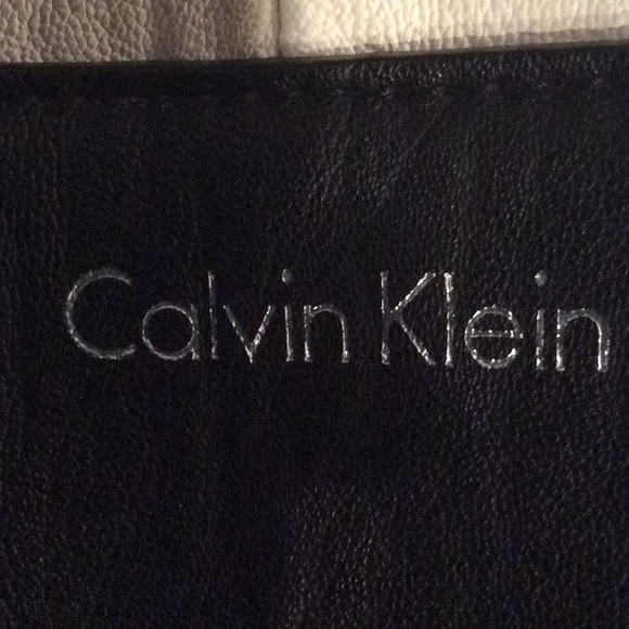 Reversible Calvin Klein Handbag - Picture 5 of 5